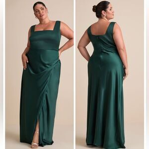 dreamy romance forest green backless maxi dress Lulus | Dresses | Doctorate Products